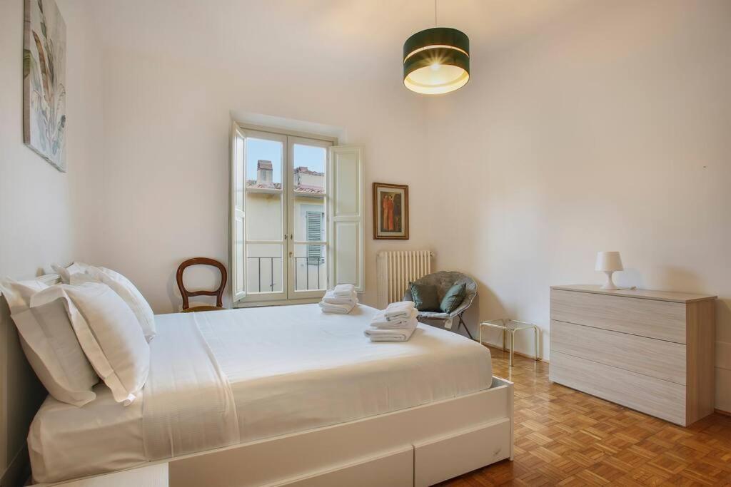 Palazzo Borghese 2 Bedroom Florenţa Exterior foto